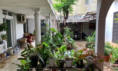 Rumah Luas Dan Besar Ada Kamar Kontrakan Di Menteng Jaksel