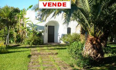 MANSIÓN A RECICLAR EN VENTA GOLFERS COUNTRY CLUB PILAR REF. 1357 PICCARDO.