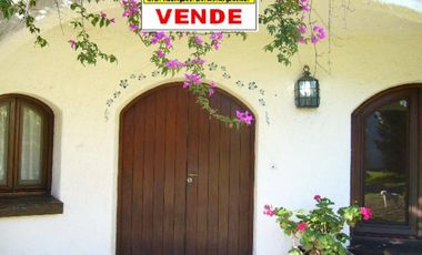 MANSIÓN A RECICLAR EN VENTA GOLFERS COUNTRY CLUB PILAR REF. 1357 PICCARDO.