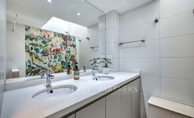 Oportunidad, casa para ampliar en barrio exclusivo de Las Condes.