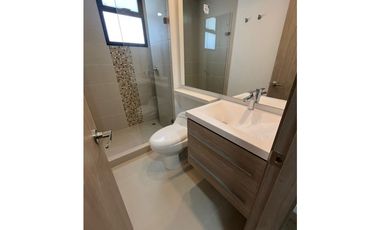 Arriendo aparta-estudio Vissani  sector Salitre