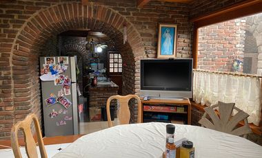 SE VENDE EXCELENTE CASA