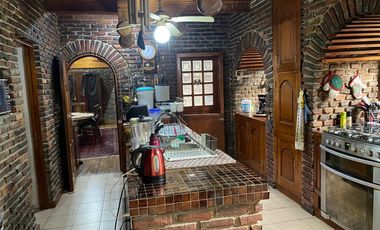 SE VENDE EXCELENTE CASA