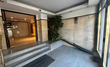 Cerrito y Posadas - Excelente depto super impecable - Dos dorm - Garage