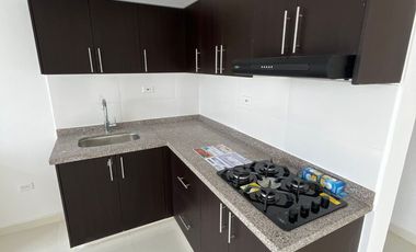 apartamento en arriendo en prados del este. Cod A3379