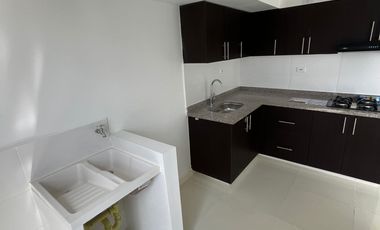apartamento en arriendo en prados del este. Cod A3379