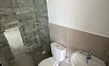 apartamento en arriendo en prados del este. Cod A3379