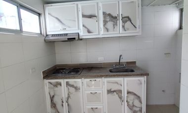 apartamento en arriendo en antonia santos. Cod A123727