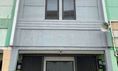 Ruko siap di fungsikan di jln.sultanhasanudin