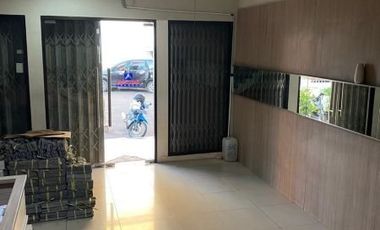 Ruko siap di fungsikan di jln.sultanhasanudin