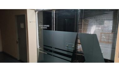 Venta en block de 3 oficinas, a la calle. En excelente ubicación comercial y de uso profesional!!!