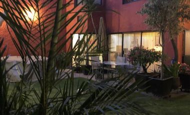 SE VENDE CASA EN TECAMACHALCO PRECIOSA CASA CON GRAN JARDÍN NEGOCIABLE