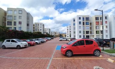 apartamento en arriendo en conjunto residencial carmin piso 4. Cod A13871