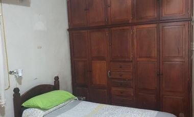 VENTA CASA EN LOTE PROPIO, 4 AMBIENTES, V. BALLESTER