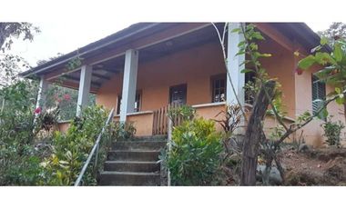 VENDO CASA DE CAMPO Y 900M2 EN EL NANCITO