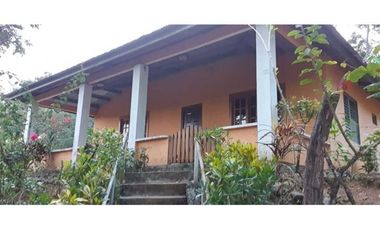 VENDO CASA DE CAMPO Y 900M2 EN EL NANCITO