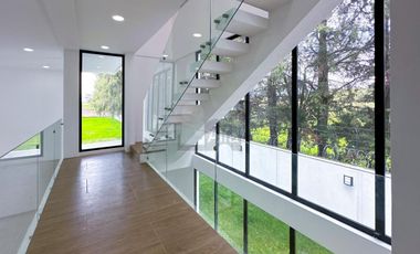 Casa en venta en Hacienda San Antonio Metepec con habitación en planta baja