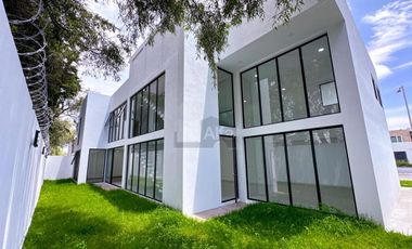 Casa en venta en Hacienda San Antonio Metepec con habitación en planta baja