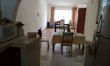 Casa con locales comerciales de venta en Otavalo