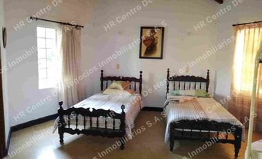 OPORTUNIDAD - VENDO FINCA GANADERA - MESA DE LOS SANTOS