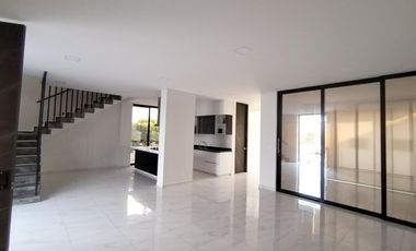 casa en arriendo en bocono. Cod A3255