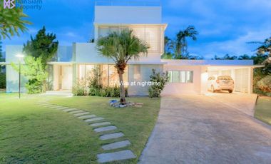 Luxury Golf Villa in Hua Hin at Palm Hills Golf Resort