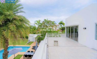 Luxury Golf Villa in Hua Hin at Palm Hills Golf Resort