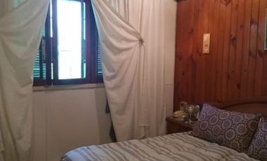 Casa sobre amplio terreno