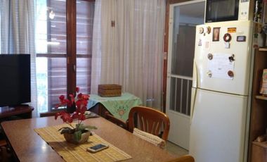 Casa sobre amplio terreno