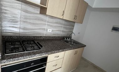 apartamento en arriendo en la floresta. Cod A3438