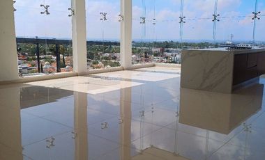 PENTHOUSE D SUPER LUJO EN EL CORAZÓN DE BOSQUES