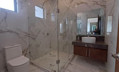 PENTHOUSE D SUPER LUJO EN EL CORAZÓN DE BOSQUES