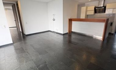 apartamento en arriendo/venta en loma la esmeralda. Cod A6213