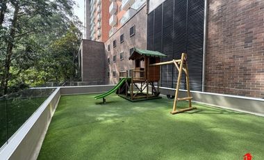 apartamento en arriendo/venta en loma la esmeralda. Cod A6213