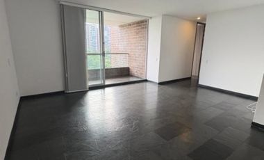 apartamento en arriendo/venta en loma la esmeralda. Cod A6213