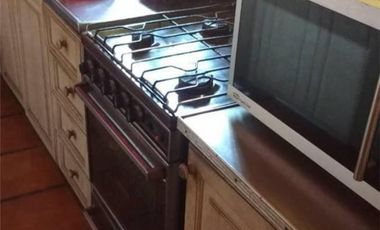 EXCELENTE CASA DE 4 AMBIENTES EN LOTE 10X56 EN VENTA - VILLA SARMIENTO