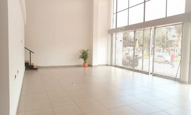 local en arriendo en santa barbara occidental-usaquén. Cod A1105097