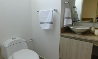 apartamento en venta en altos de los rosales. Cod V89706