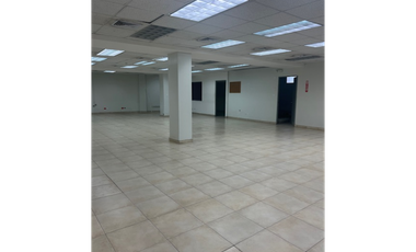 SE ALQULIAN OFICINAS EN PH PLAZA AMERICA