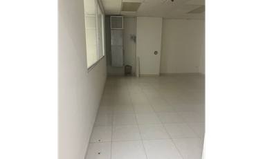 SE ALQULIAN OFICINAS EN PH PLAZA AMERICA