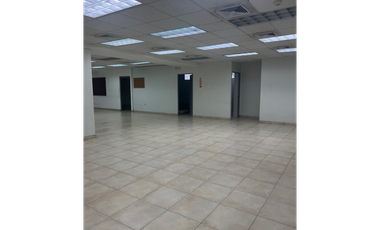 SE ALQULIAN OFICINAS EN PH PLAZA AMERICA