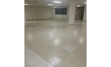 SE ALQULIAN OFICINAS EN PH PLAZA AMERICA