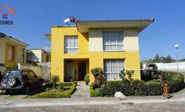 Venta de casa en Otavalo en Conjunto Privado