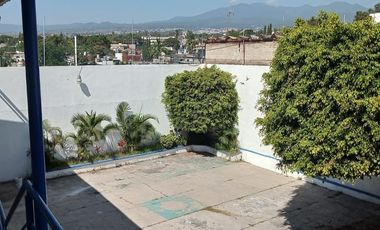 SE RENTA grandioso inmueble adaptado para escuela en Cuernavaca