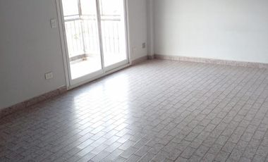 local con 4 oficinas