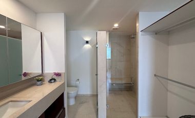 Renta lujoso Pent house amueblado en Juriquilla