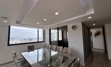 Renta lujoso Pent house amueblado en Juriquilla