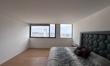 Renta lujoso Pent house amueblado en Juriquilla