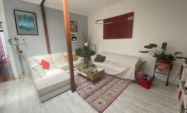 Casa Venta 8 dormitorios, apta residencial Agua Santa, Viña