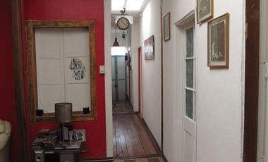 Casa Venta 8 dormitorios, apta residencial Agua Santa, Viña
